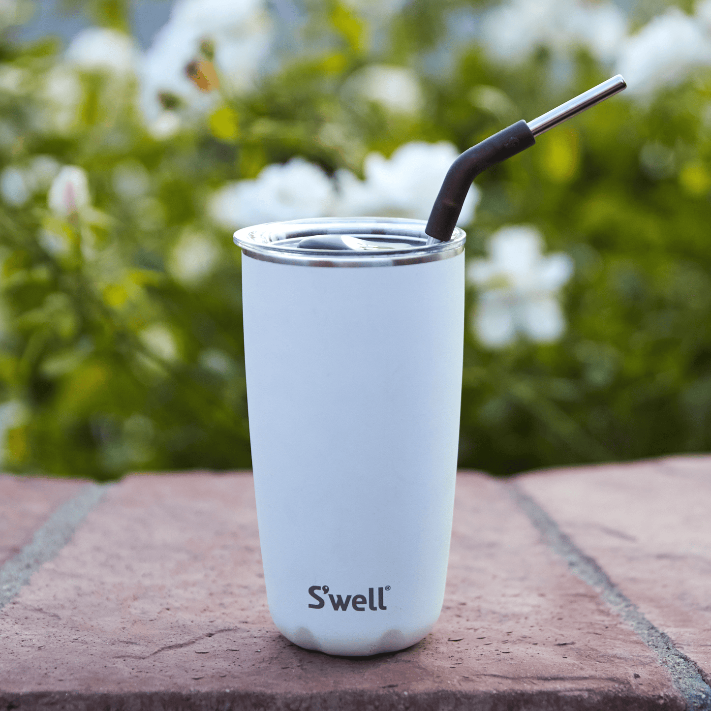 stainless-steel-straw-set-c6 Swell-Stainless-Steel-Straw-Set-Lifestyle-1.png