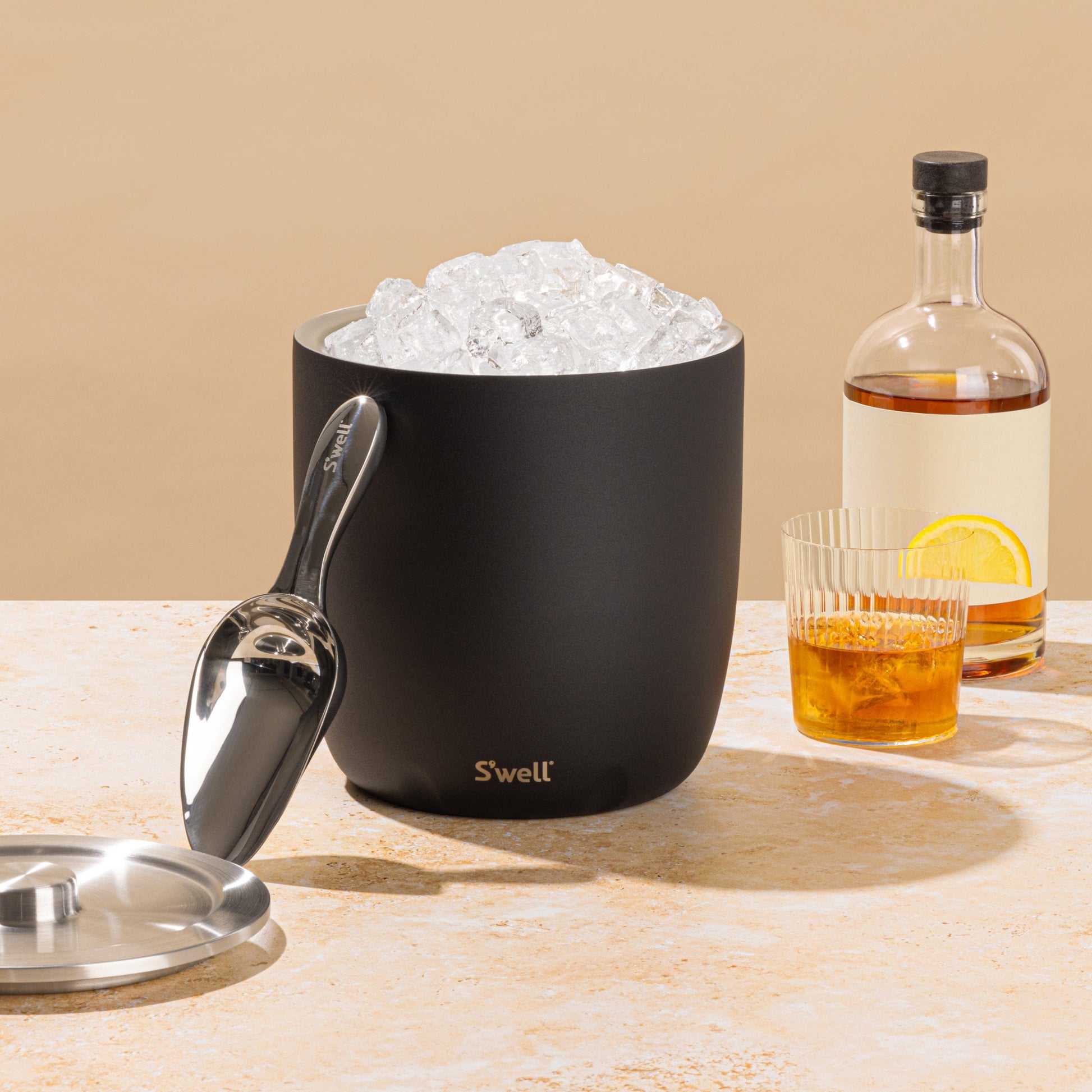 xl-sip-and-chill-bundle-z7 SwellONYXXLBARWARESETLifestyle.jpg